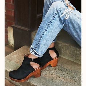 Free People Amber Orchard Clog Black - 37